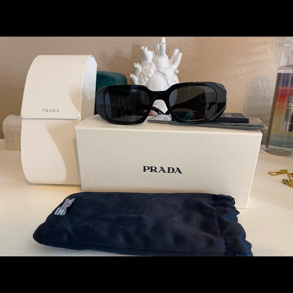 Prada PR 17WS - Picture 2 of 7